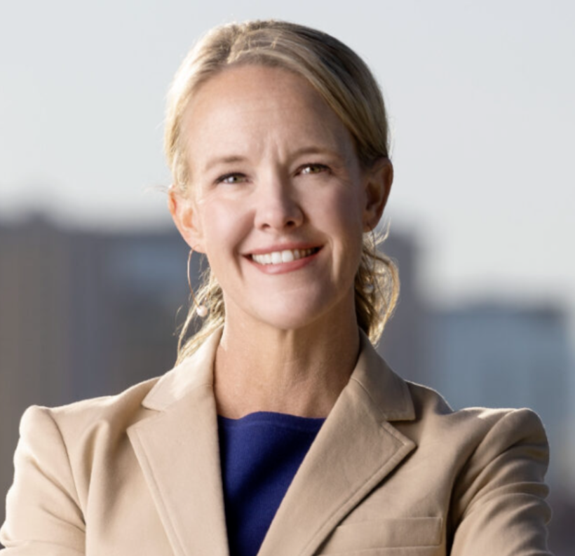 Averyt, Kristen Headshot