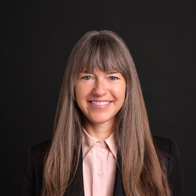 Heather Harmon Headshot